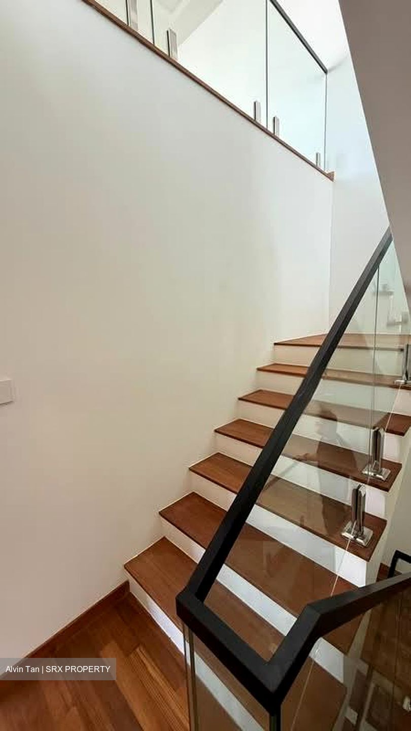 Lucky Hills (D16), Terrace #533198461